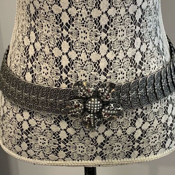 Vintage Silver Stretch Elegant rhinestone, Floral Buckle Belt main image 13